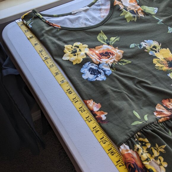 Reborn J floral print dress with pockets! midi length - Picture 9 of 12